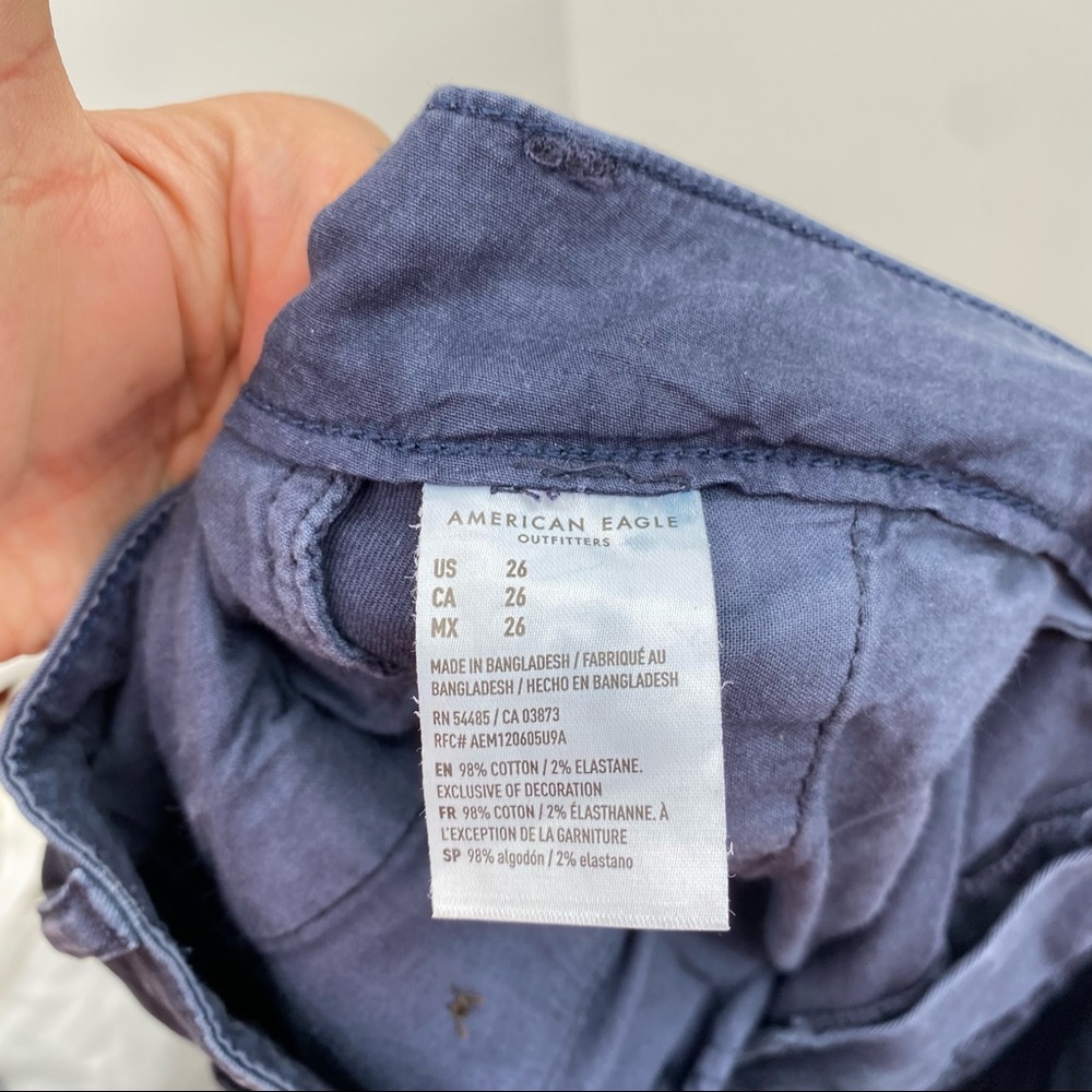 American Eagle Blue Navy Chino Classic Shorts 26 - Picture 3 of 8